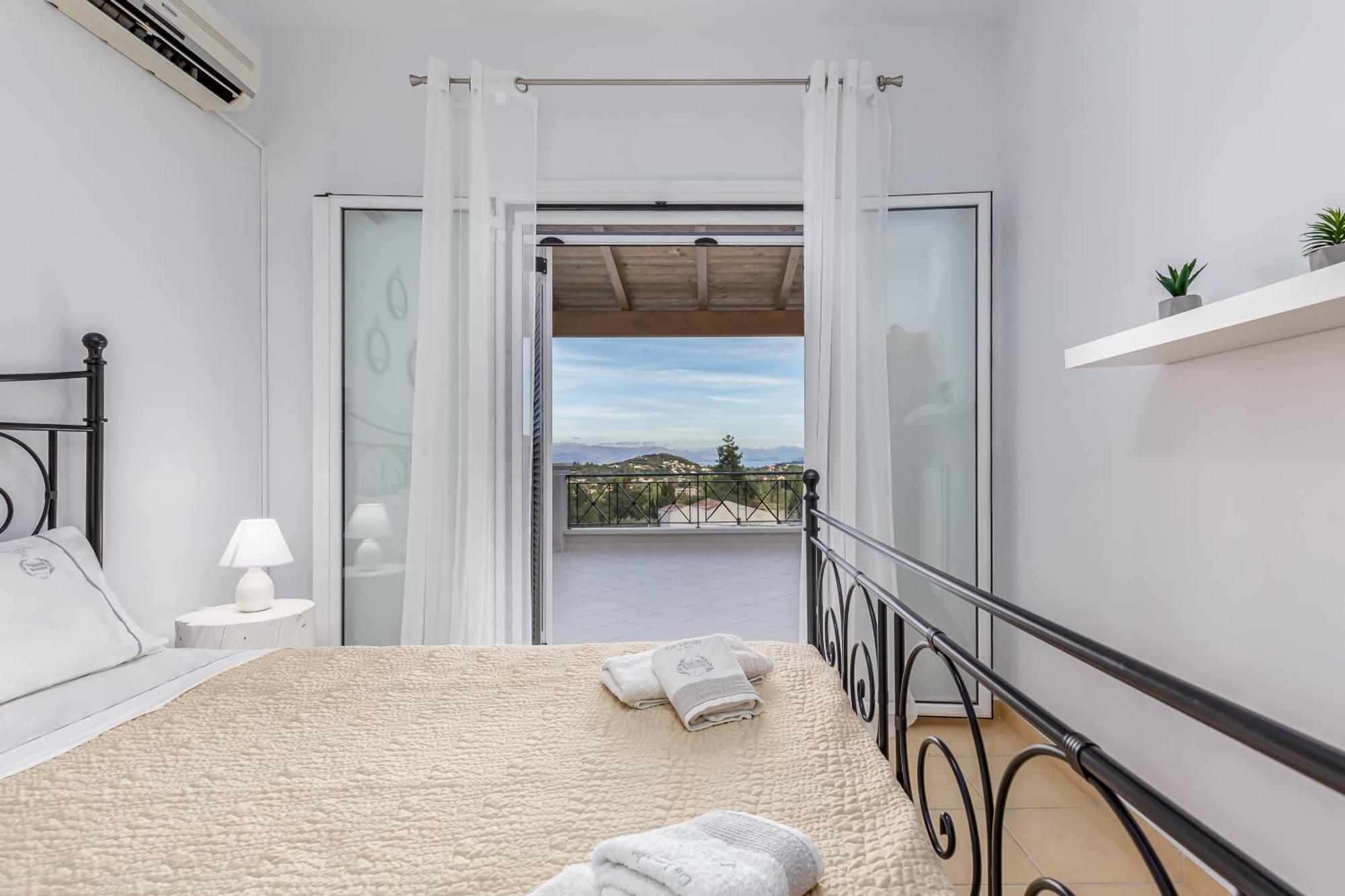 Villa Olivia Corfu - Amazing Sea-View 3 Bedroom Villa With A Pool Gazátika Esterno foto